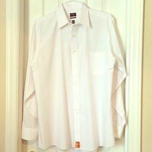 Arrow - White - Button down